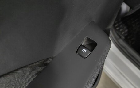 Hyundai Solaris II рестайлинг, 2019 год, 1 340 000 рублей, 25 фотография