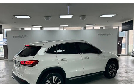 Mercedes-Benz GLA, 2021 год, 2 899 014 рублей, 2 фотография
