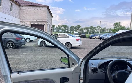 Renault Logan I, 2006 год, 186 000 рублей, 10 фотография