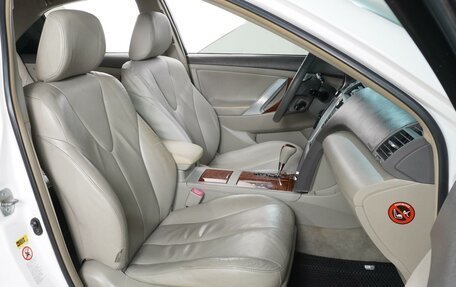 Toyota Camry, 2007 год, 1 050 000 рублей, 8 фотография