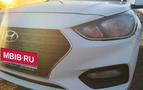 Hyundai Solaris II рестайлинг, 2018 год, 1 200 000 рублей, 8 фотография