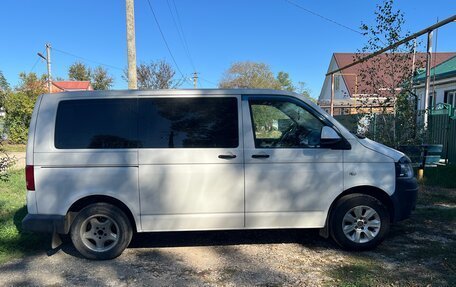Volkswagen Caravelle T5, 2011 год, 1 750 000 рублей, 3 фотография
