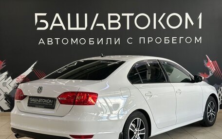 Volkswagen Jetta VI, 2014 год, 990 000 рублей, 2 фотография