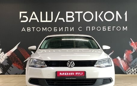 Volkswagen Jetta VI, 2014 год, 990 000 рублей, 5 фотография