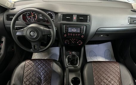 Volkswagen Jetta VI, 2014 год, 990 000 рублей, 8 фотография