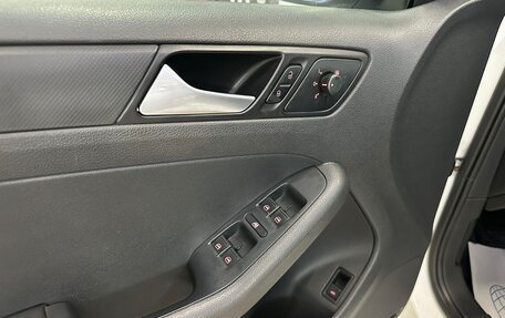 Volkswagen Jetta VI, 2014 год, 990 000 рублей, 11 фотография