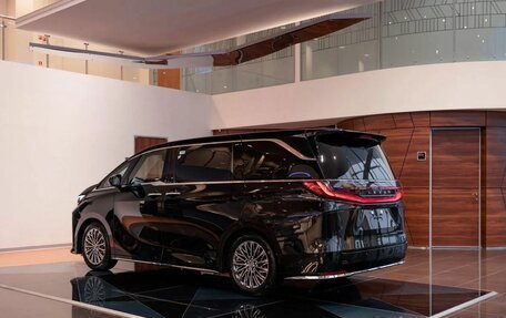 Lexus LM, 2025 год, 19 700 000 рублей, 2 фотография