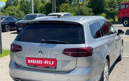 Volkswagen Passat B8 рестайлинг, 2018 год, 1 950 000 рублей, 5 фотография