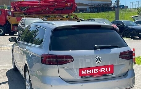 Volkswagen Passat B8 рестайлинг, 2018 год, 1 950 000 рублей, 7 фотография