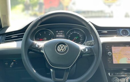 Volkswagen Passat B8 рестайлинг, 2018 год, 1 950 000 рублей, 23 фотография