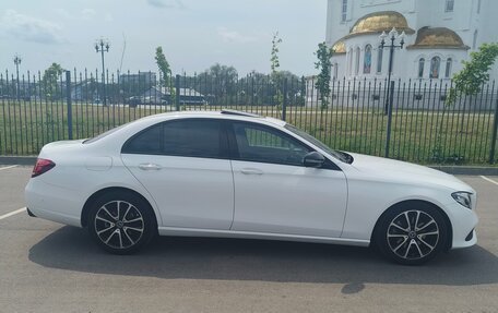 Mercedes-Benz E-Класс, 2020 год, 3 800 000 рублей, 8 фотография