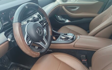 Mercedes-Benz E-Класс, 2020 год, 3 800 000 рублей, 12 фотография