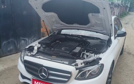 Mercedes-Benz E-Класс, 2020 год, 3 800 000 рублей, 14 фотография