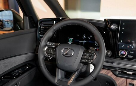 Lexus LM, 2024 год, 19 700 000 рублей, 13 фотография