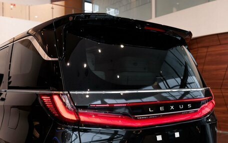 Lexus LM, 2024 год, 19 700 000 рублей, 11 фотография