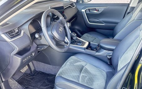 Toyota RAV4, 2024 год, 4 700 000 рублей, 5 фотография