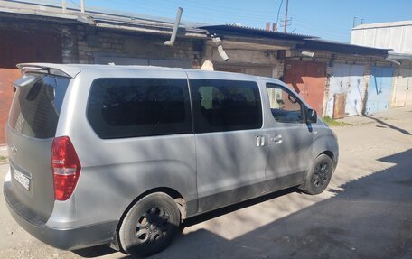 Hyundai Grand Starex Grand Starex I рестайлинг 2, 2008 год, 1 250 000 рублей, 2 фотография