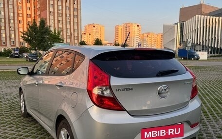 Hyundai Solaris II рестайлинг, 2014 год, 1 100 000 рублей, 3 фотография