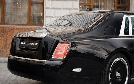 Rolls-Royce Phantom VIII, 2025 год, 98 000 000 рублей, 13 фотография