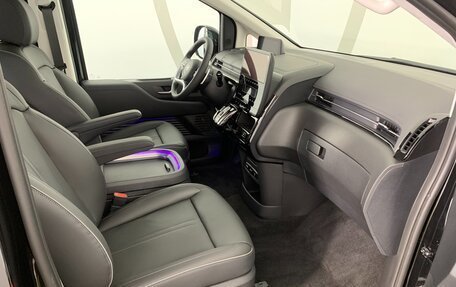 Hyundai Staria, 2025 год, 7 990 000 рублей, 14 фотография