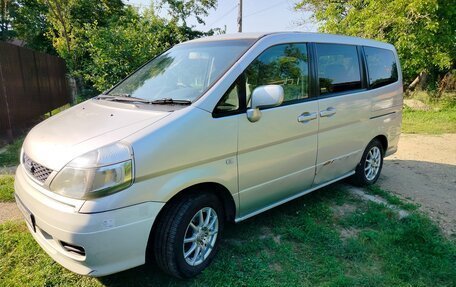 Nissan Serena II, 2001 год, 550 000 рублей, 3 фотография