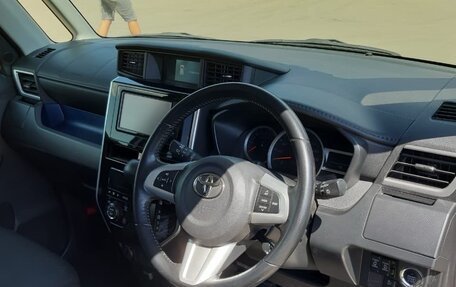 Toyota Roomy I, 2019 год, 1 210 000 рублей, 2 фотография