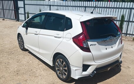 Honda Fit III, 2016 год, 1 375 000 рублей, 7 фотография