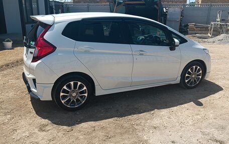 Honda Fit III, 2016 год, 1 375 000 рублей, 6 фотография