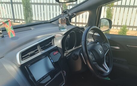 Honda Fit III, 2016 год, 1 375 000 рублей, 11 фотография