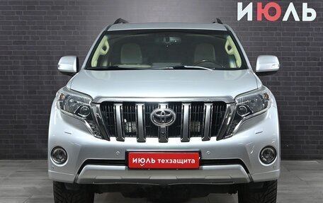 Toyota Land Cruiser Prado 150 рестайлинг 2, 2017 год, 4 895 000 рублей, 2 фотография