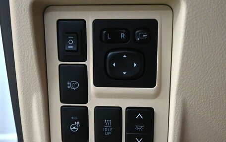 Toyota Land Cruiser Prado 150 рестайлинг 2, 2017 год, 4 895 000 рублей, 16 фотография