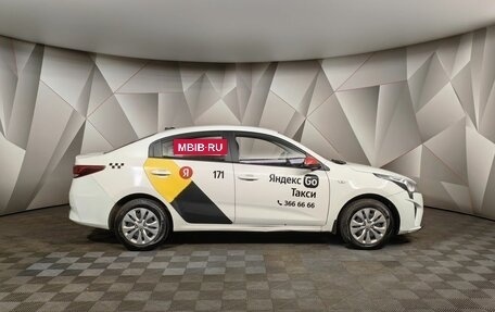 KIA Rio IV, 2021 год, 870 000 рублей, 6 фотография
