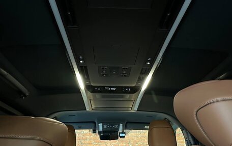 Toyota Alphard, 2023 год, 12 192 783 рублей, 4 фотография