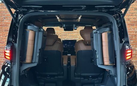 Toyota Alphard, 2023 год, 12 192 783 рублей, 13 фотография
