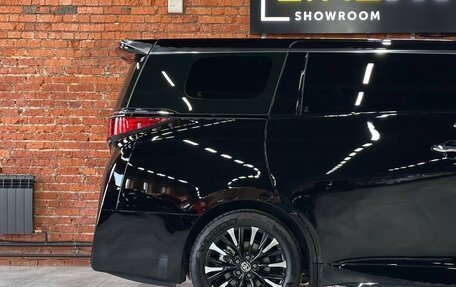 Toyota Alphard, 2023 год, 12 192 783 рублей, 21 фотография