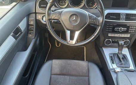 Mercedes-Benz C-Класс, 2013 год, 1 530 000 рублей, 23 фотография