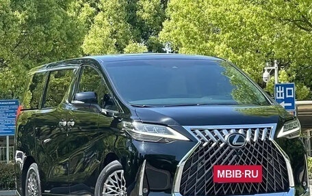 Lexus LM I, 2021 год, 9 950 111 рублей, 3 фотография