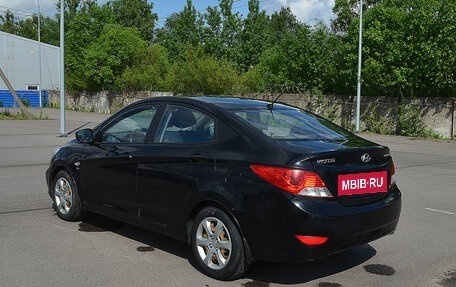 Hyundai Solaris II рестайлинг, 2012 год, 550 000 рублей, 3 фотография