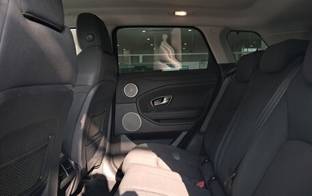 Land Rover Range Rover Evoque I, 2017 год, 2 474 000 рублей, 15 фотография