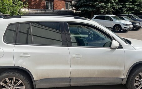 Volkswagen Tiguan I, 2014 год, 1 000 000 рублей, 2 фотография