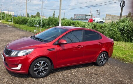 KIA Rio III рестайлинг, 2013 год, 750 000 рублей, 3 фотография
