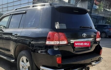 Toyota Land Cruiser 200, 2008 год, 2 850 000 рублей, 4 фотография