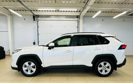 Toyota RAV4, 2019 год, 3 599 000 рублей, 3 фотография