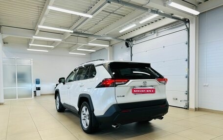 Toyota RAV4, 2019 год, 3 599 000 рублей, 4 фотография