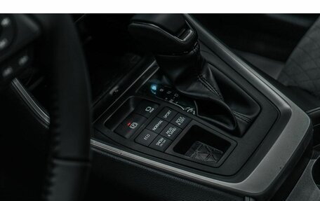 Toyota RAV4, 2025 год, 4 199 000 рублей, 25 фотография