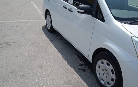 Toyota ISis I, 2010 год, 980 000 рублей, 5 фотография