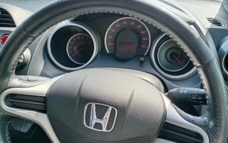Honda Fit III, 2010 год, 810 000 рублей, 28 фотография