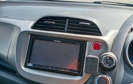 Honda Fit III, 2010 год, 810 000 рублей, 29 фотография