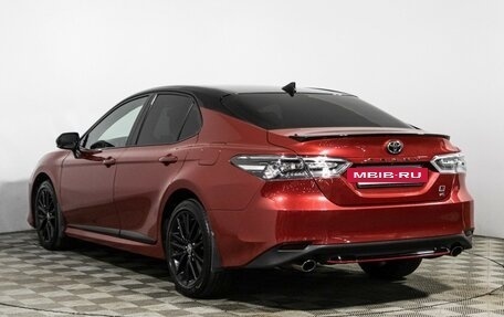 Toyota Camry, 2021 год, 3 290 000 рублей, 7 фотография