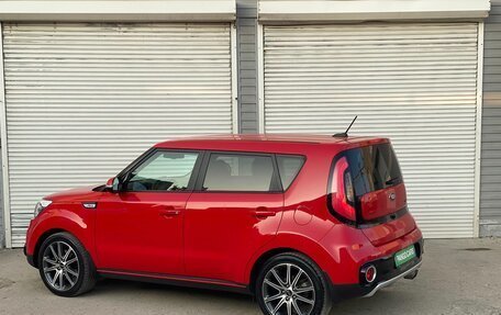 KIA Soul II рестайлинг, 2018 год, 1 529 000 рублей, 5 фотография